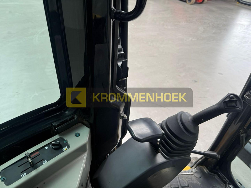 Мини-экскаватор Caterpillar 303.5E CR: фото 19