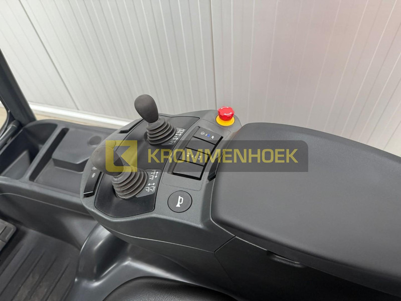 Новый Электропогрузчик Linde E 25 Triplex 7410 mm: фото 16