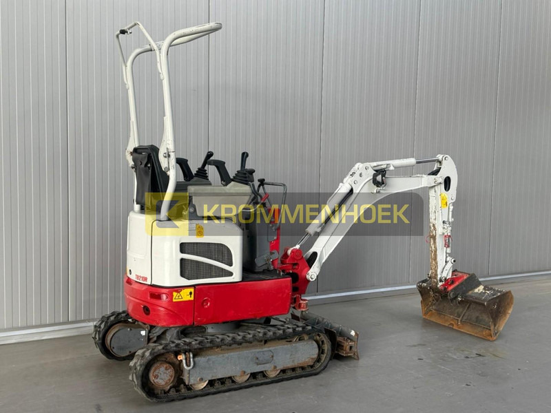 Takeuchi TB 210 R - Мини-экскаватор: фото 4 Takeuchi TB 210 R - Мини-экскаватор: фото 4