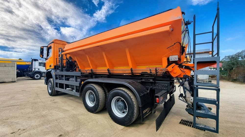 Mercedes-Benz AROCS 3333 6x6 - Грузовик: фото 4 Mercedes-Benz AROCS 3333 6x6 - Грузовик: фото 4