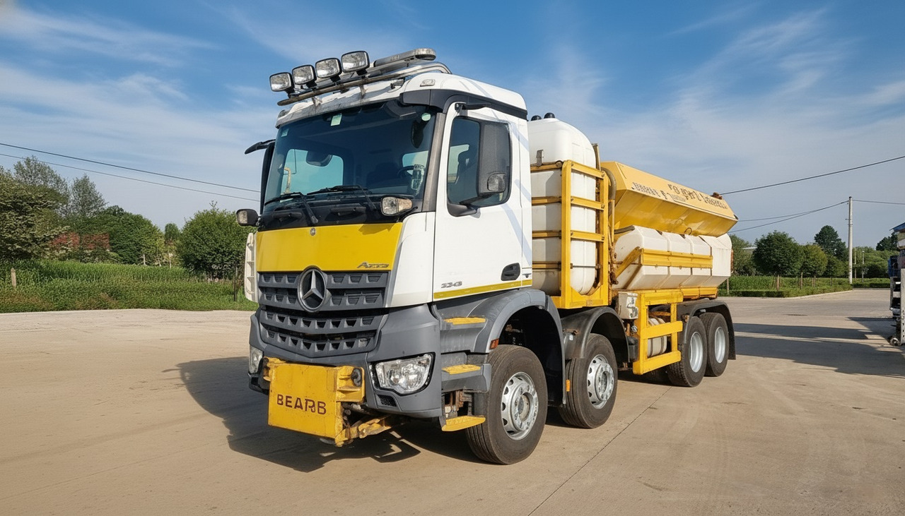 MERCEDES-BENZ AROCS 3243 8x4 | Euro 6 | Piaskarko Solarka Econ 12m³ - Снегоуборочная машина: фото 1 MERCEDES-BENZ AROCS 3243 8x4 | Euro 6 | Piaskarko Solarka Econ 12m³ - Снегоуборочная машина: фото 1