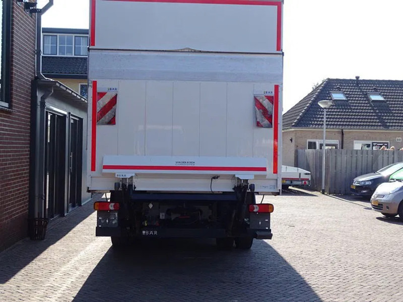 DAF LF 260 16 TON SLEEPER BOX 720X250X244 LBW 1.5 T - Грузовик с закрытым кузовом: фото 2 DAF LF 260 16 TON SLEEPER BOX 720X250X244 LBW 1.5 T - Грузовик с закрытым кузовом: фото 2