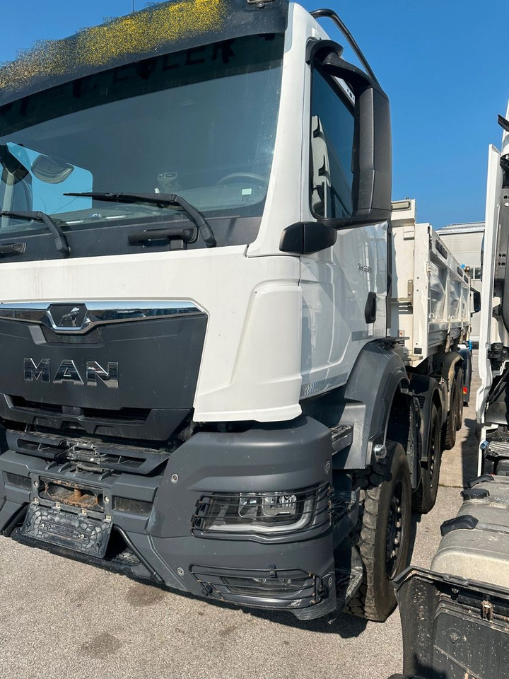 MAN TGS 35.510 8X4 Motorschaden - Самосвал: фото 2 MAN TGS 35.510 8X4 Motorschaden - Самосвал: фото 2