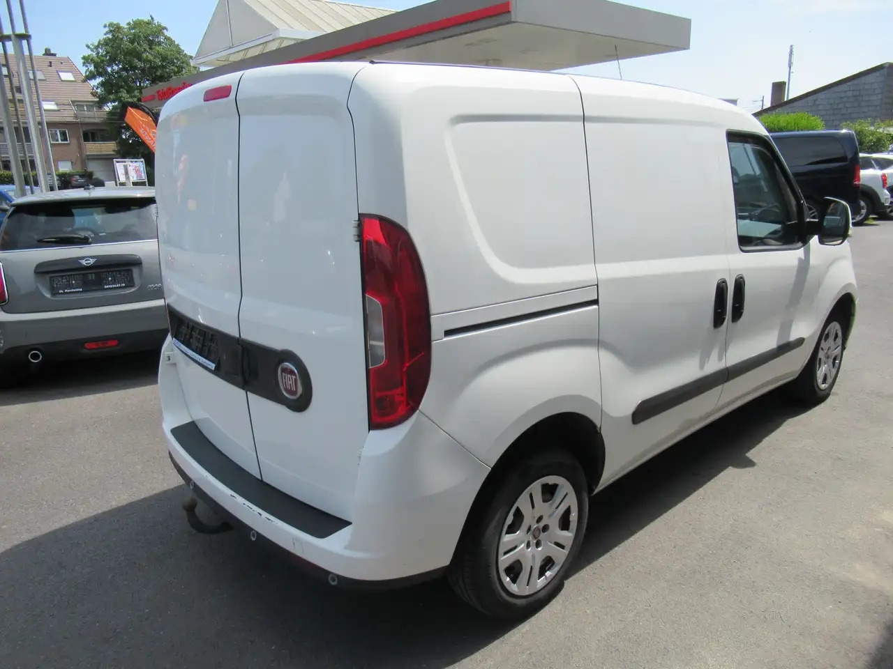 Fiat Doblo 105CV AIRCO,NAVI,CRUISE 9000€+TVA - Цельнометаллический фургон: фото 2 Fiat Doblo 105CV AIRCO,NAVI,CRUISE 9000€+TVA - Цельнометаллический фургон: фото 2