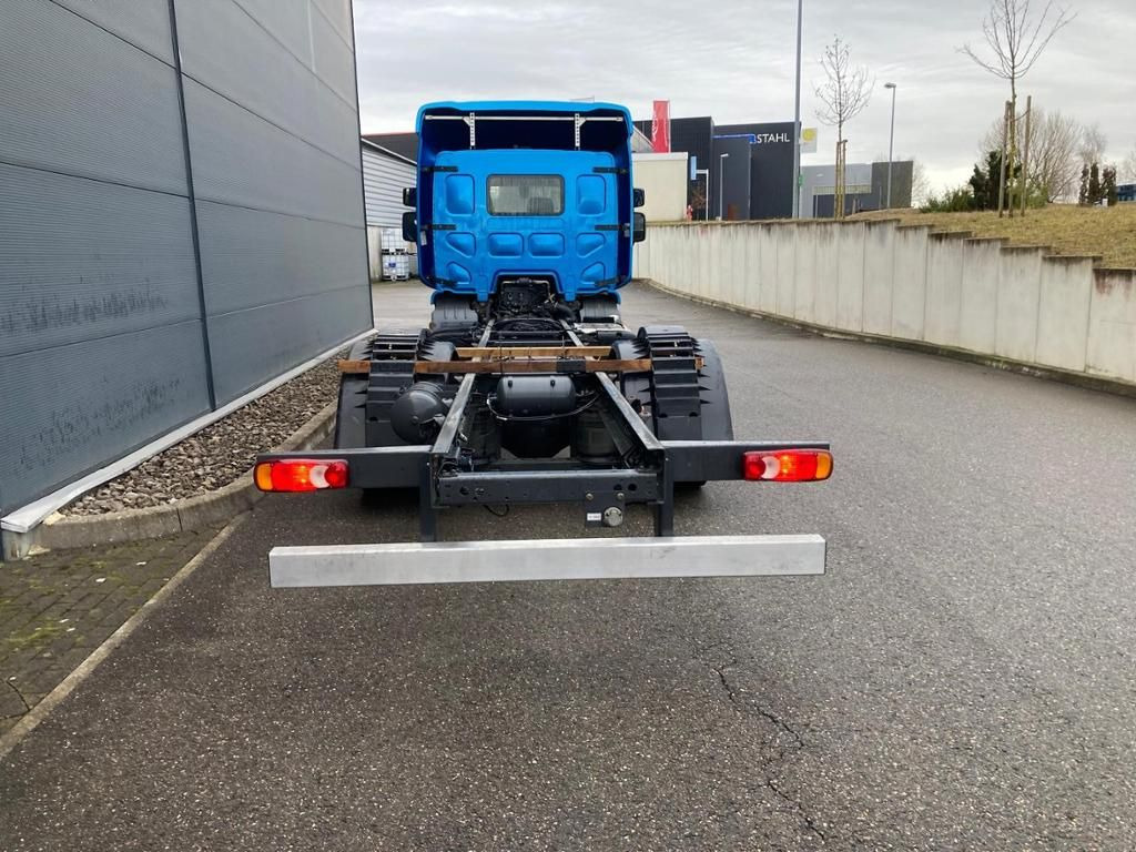 DAF LF 210 FA Standheizung / 5.00m Rd / 7.490kg DAF LF 210 FA Standheizung / 5.00m Rd / 7.490kg - Тентованный грузовик: фото 5 DAF LF 210 FA Standheizung / 5.00m Rd / 7.490kg DAF LF 210 FA Standheizung / 5.00m Rd / 7.490kg - Тентованный грузовик: фото 5