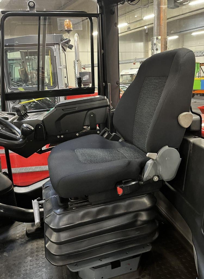 Kalmar DCG120-12  - Дизельный погрузчик: фото 5 Kalmar DCG120-12  - Дизельный погрузчик: фото 5