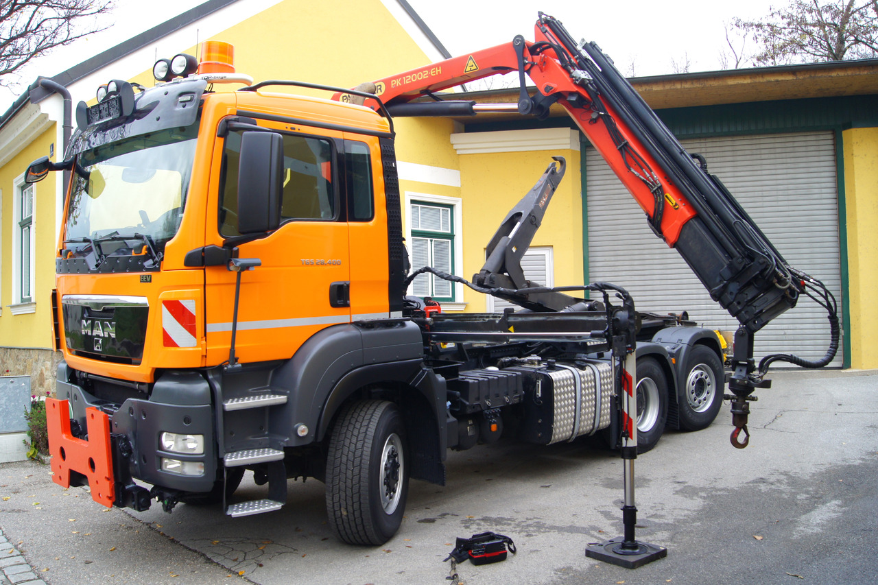 MAN TGS 28.400 BL 6x4-4/TÜV/PK12002/PALIFT/Winterdienst/Salzstreuer/Streuer/Schneepflug - Крюковой мультилифт, Автоманипулятор: фото 2 MAN TGS 28.400 BL 6x4-4/TÜV/PK12002/PALIFT/Winterdienst/Salzstreuer/Streuer/Schneepflug - Крюковой мультилифт, Автоманипулятор: фото 2
