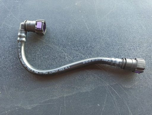 VOLVO EXPANSION TANK PIPE - 21944107 - Расширительный бачок для Грузовиков: фото 1 VOLVO EXPANSION TANK PIPE - 21944107 - Расширительный бачок для Грузовиков: фото 1