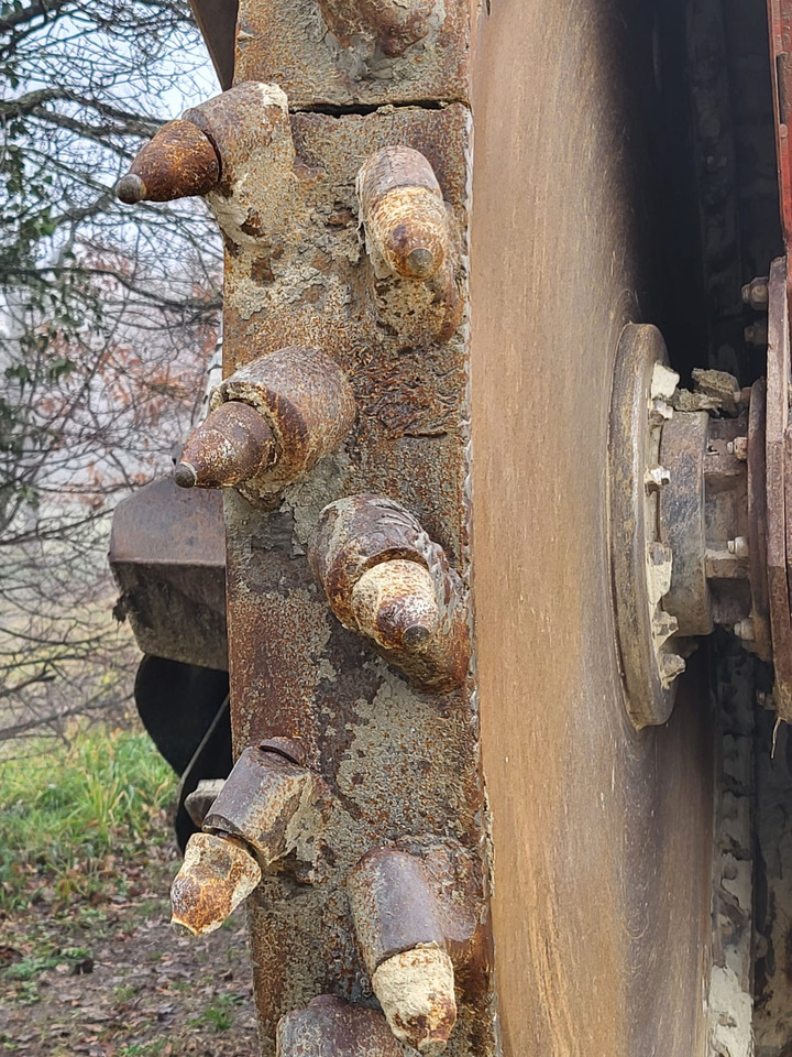 DITCH WITCH RT125 - Траншеекопатель: фото 2 DITCH WITCH RT125 - Траншеекопатель: фото 2