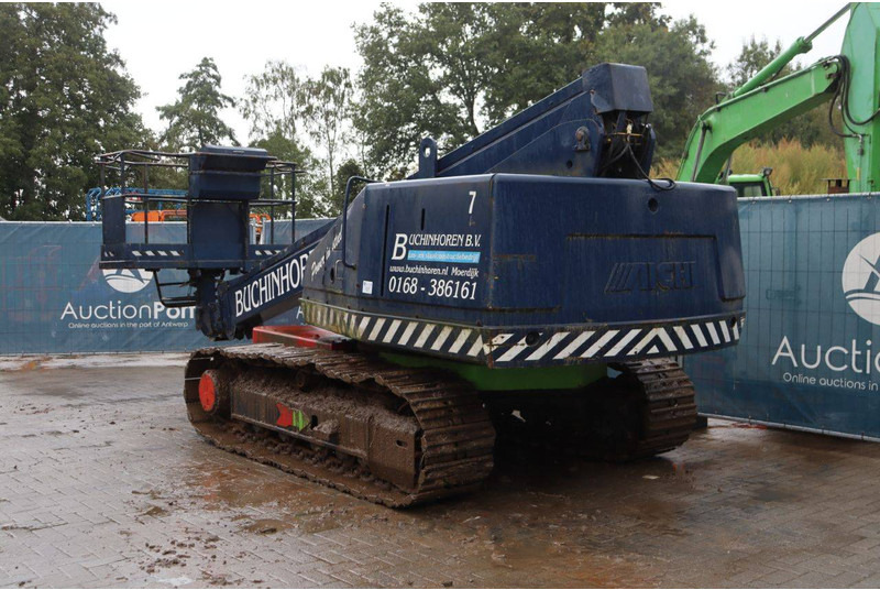 Aichi RZ150 - Телескопический подъемник: фото 4 Aichi RZ150 - Телескопический подъемник: фото 4