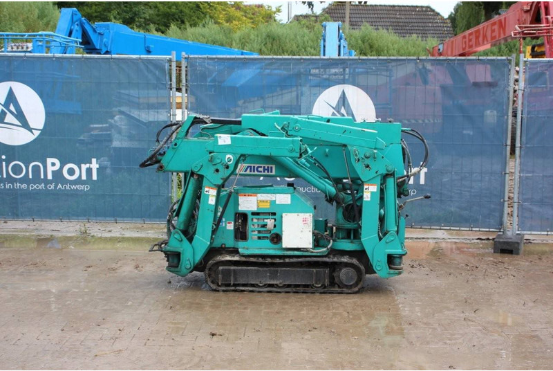 Aichi UJ012 - Гусеничный кран: фото 2 Aichi UJ012 - Гусеничный кран: фото 2