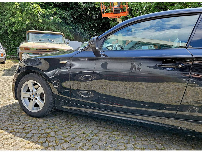 BMW 1-Reeks Coupe (E82 - LCI) _ 120d - Седан: фото 5 BMW 1-Reeks Coupe (E82 - LCI) _ 120d - Седан: фото 5