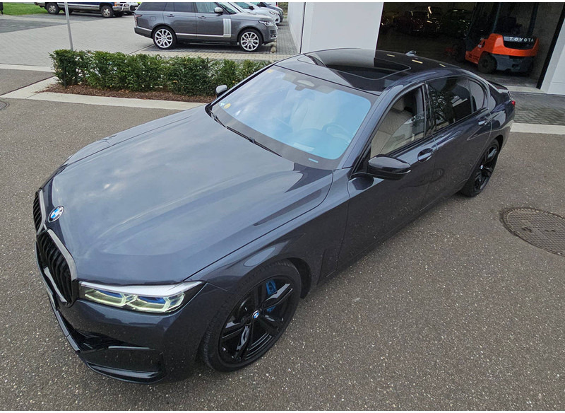 BMW 7-Reeks Long (G12 - update) _ 750 Ld xDrive - Седан: фото 2 BMW 7-Reeks Long (G12 - update) _ 750 Ld xDrive - Седан: фото 2