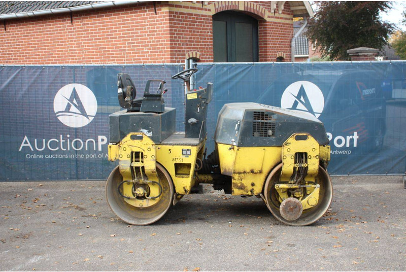 Bomag BW 135 AD - Виброплита: фото 2 Bomag BW 135 AD - Виброплита: фото 2