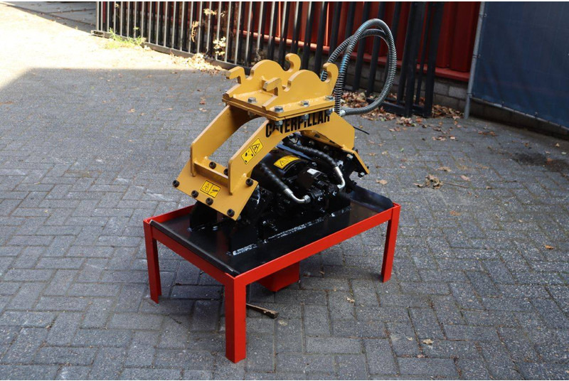 Caterpillar - Виброплита: фото 4 Caterpillar - Виброплита: фото 4