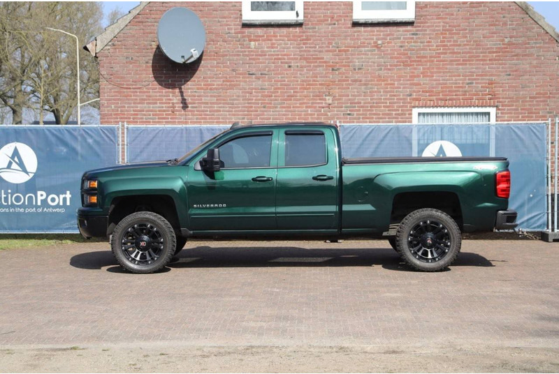 Chevrolet Silverado - Легковой автомобиль: фото 2 Chevrolet Silverado - Легковой автомобиль: фото 2