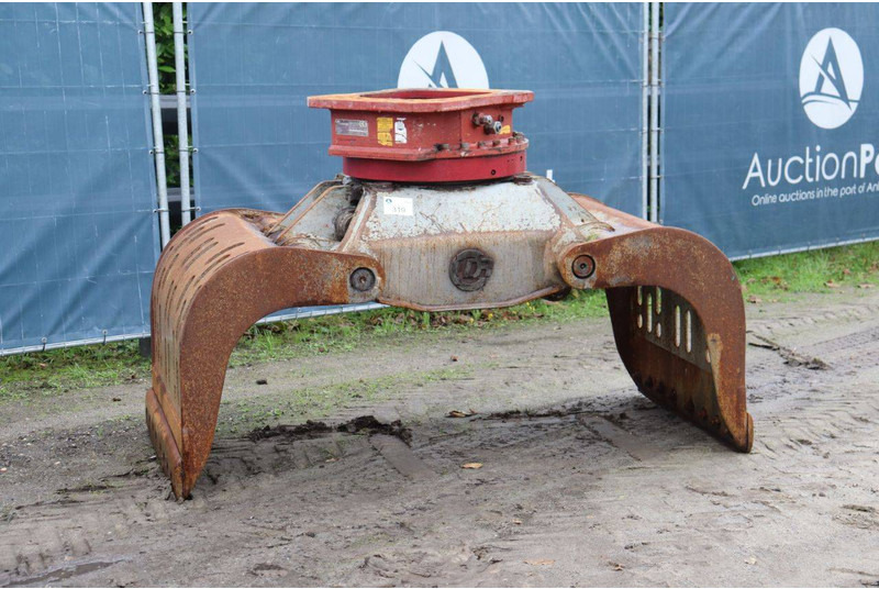 Demarec DRG 28 DN - Грейфер: фото 1 Demarec DRG 28 DN - Грейфер: фото 1