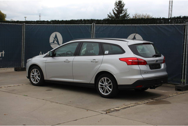 Ford Focus - Седан: фото 3 Ford Focus - Седан: фото 3