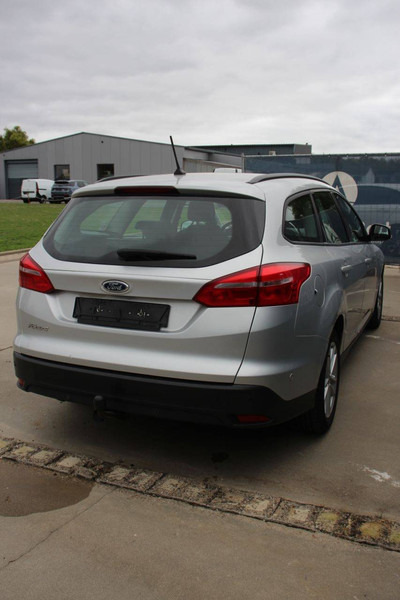 Ford Focus - Седан: фото 5 Ford Focus - Седан: фото 5