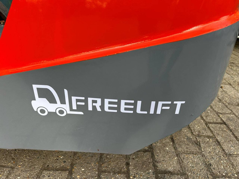 Freelift CMF05 - Электропогрузчик: фото 5 Freelift CMF05 - Электропогрузчик: фото 5