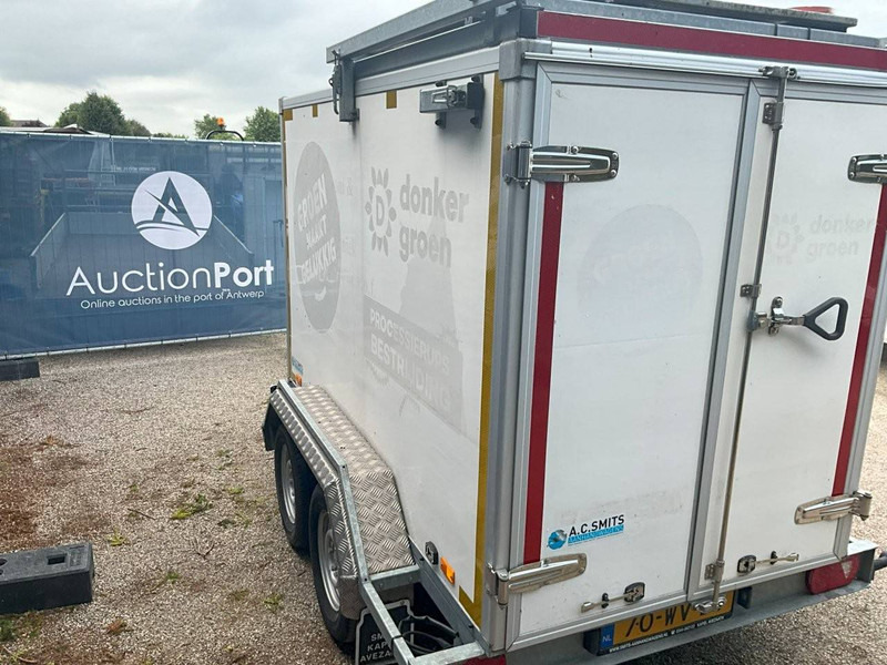 HOKA TA02 - Прицеп-фургон: фото 5 HOKA TA02 - Прицеп-фургон: фото 5