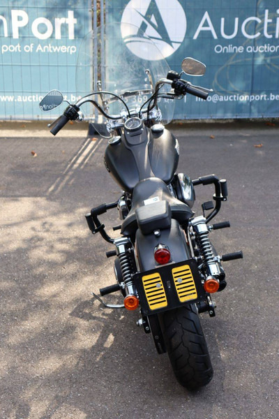 Harley-Davidson Dyna Street Bob - Мотоцикл: фото 5 Harley-Davidson Dyna Street Bob - Мотоцикл: фото 5