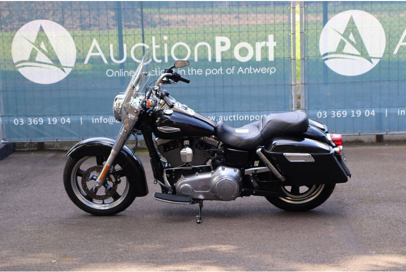 Harley-Davidson Dyna Switchback - Мотоцикл: фото 2 Harley-Davidson Dyna Switchback - Мотоцикл: фото 2