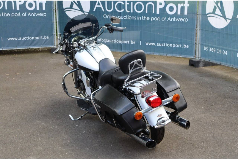 Harley-Davidson Road King Classic Touring - Мотоцикл: фото 4 Harley-Davidson Road King Classic Touring - Мотоцикл: фото 4
