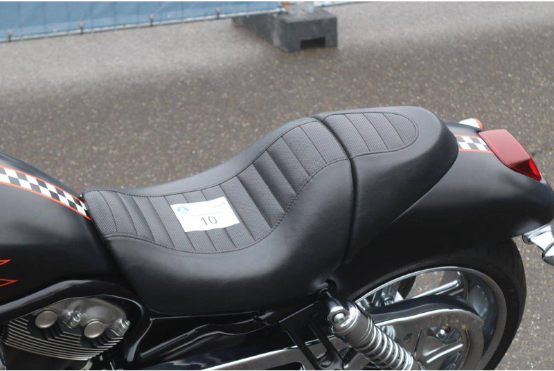 Мотоцикл Harley-Davidson V-Rod: фото 19