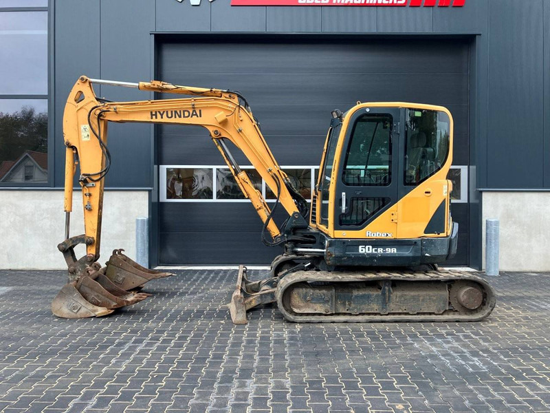 Hyundai Robex 60CR-9A - Гусеничный экскаватор: фото 2 Hyundai Robex 60CR-9A - Гусеничный экскаватор: фото 2