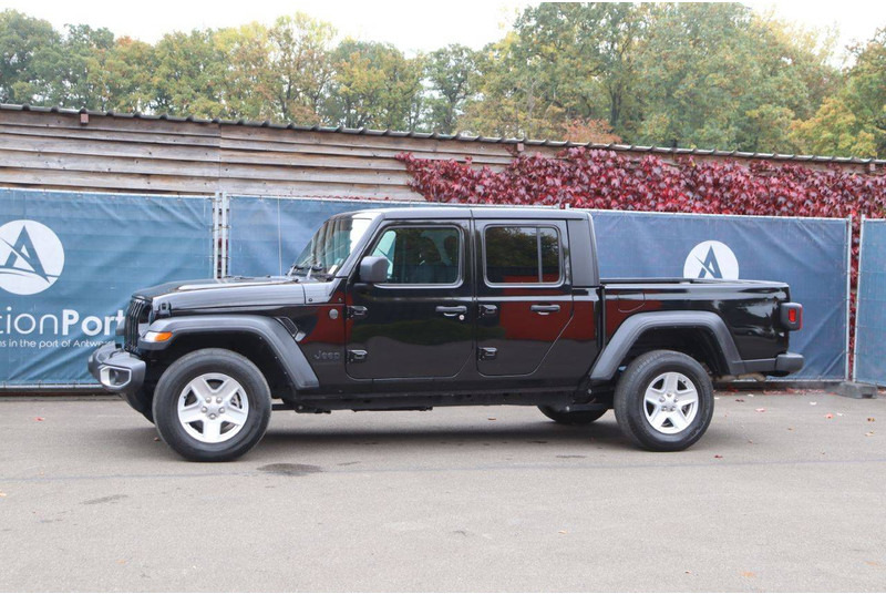 Jeep Gladiator Gladiator - Легковой автомобиль: фото 1 Jeep Gladiator Gladiator - Легковой автомобиль: фото 1