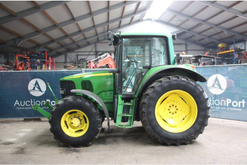 John Deere 6320 Premium - Трактор: фото 2 John Deere 6320 Premium - Трактор: фото 2