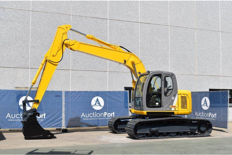 Kobelco E135SR - Гусеничный экскаватор: фото 1 Kobelco E135SR - Гусеничный экскаватор: фото 1