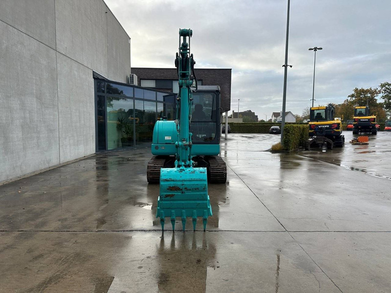 Kobelco SK60-8 - Гусеничный экскаватор: фото 2 Kobelco SK60-8 - Гусеничный экскаватор: фото 2
