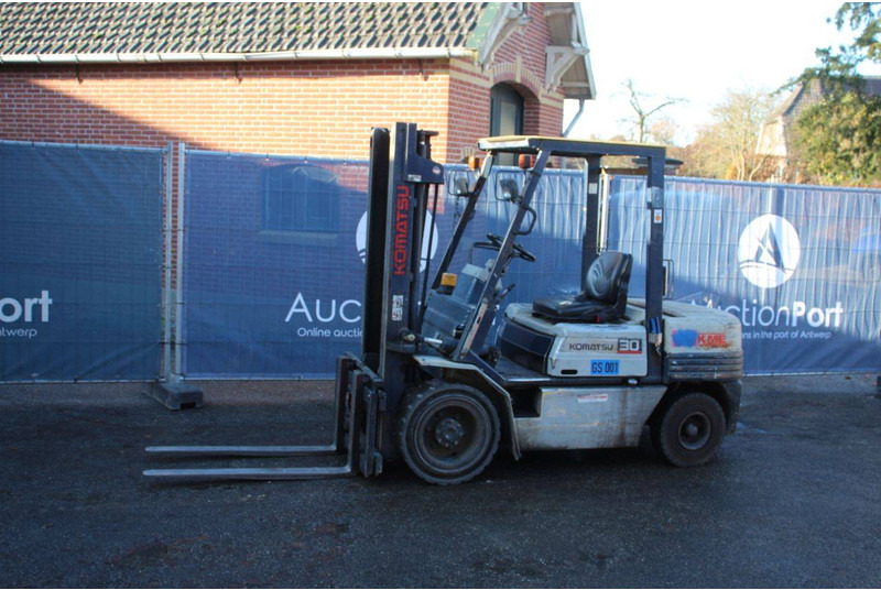 Komatsu FD30T-11E - Дизельный погрузчик: фото 1 Komatsu FD30T-11E - Дизельный погрузчик: фото 1