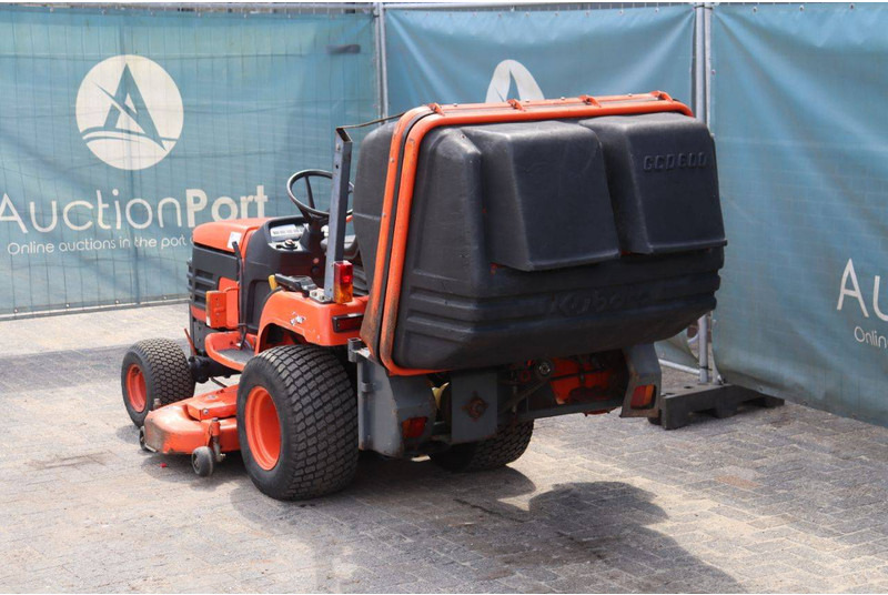 Kubota BX2200D - Газонокосилка: фото 4 Kubota BX2200D - Газонокосилка: фото 4