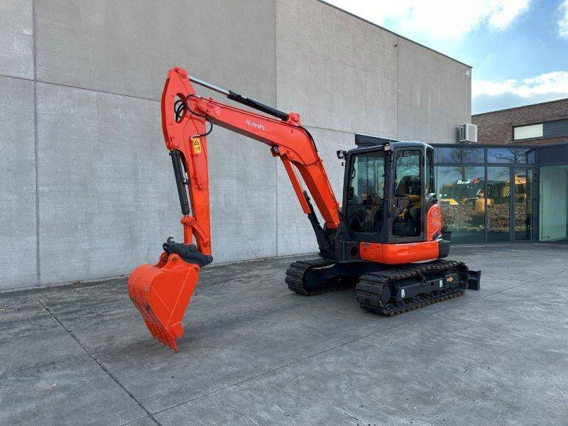 Kubota KX165-5 - Гусеничный экскаватор: фото 1 Kubota KX165-5 - Гусеничный экскаватор: фото 1
