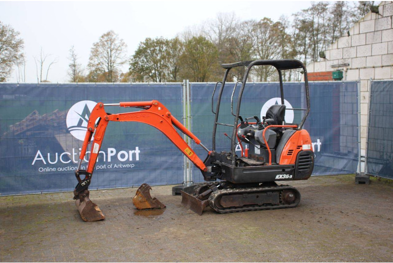 Kubota KX36-3 - Мини-экскаватор: фото 1 Kubota KX36-3 - Мини-экскаватор: фото 1