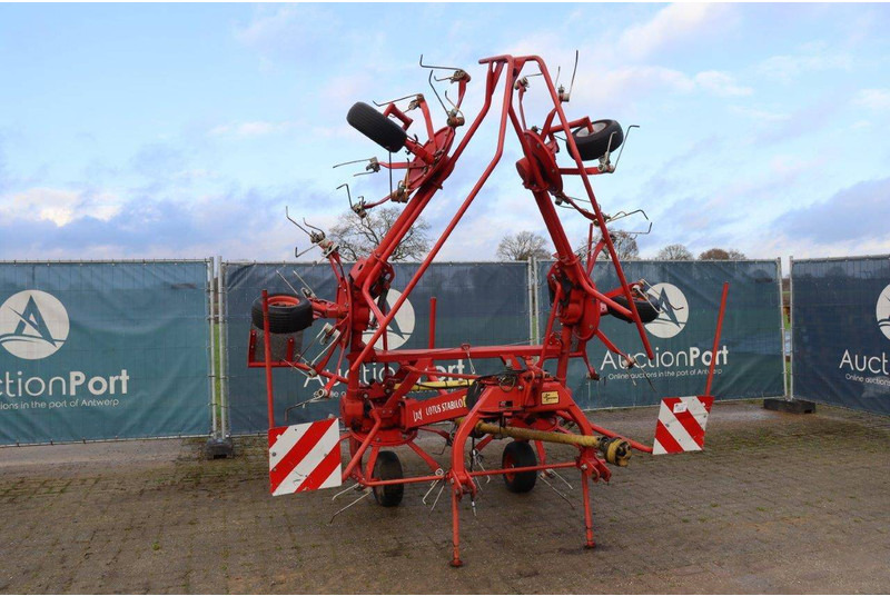 Lely 4.1033.0003.1 - Сеноворошилка: фото 1 Lely 4.1033.0003.1 - Сеноворошилка: фото 1