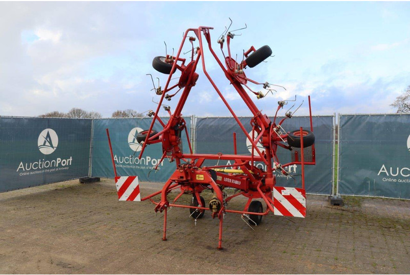 Lely 4.1033.0003.1 - Сеноворошилка: фото 3 Lely 4.1033.0003.1 - Сеноворошилка: фото 3