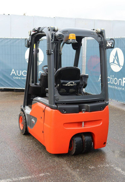 Linde E15-02 - Электропогрузчик: фото 4 Linde E15-02 - Электропогрузчик: фото 4