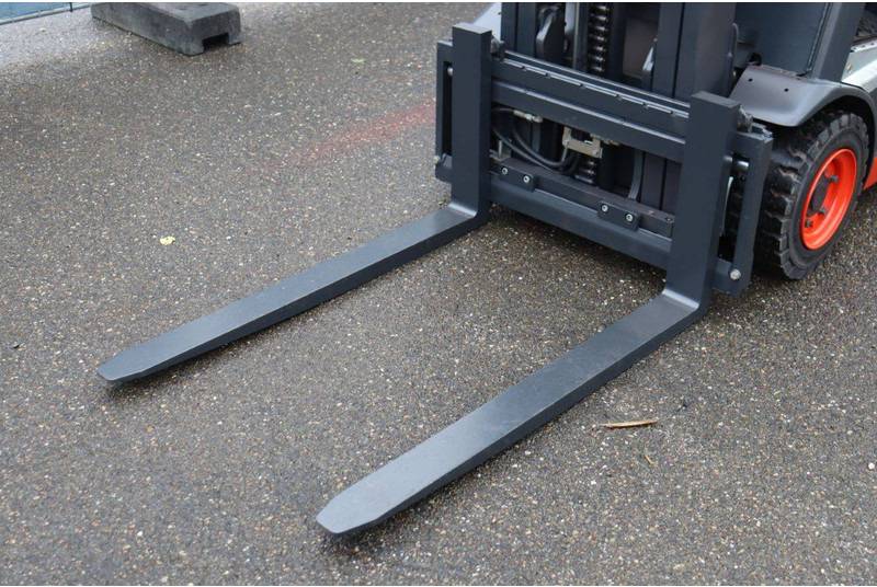 Электропогрузчик Linde E16-02: фото 10 Электропогрузчик Linde E16-02: фото 10