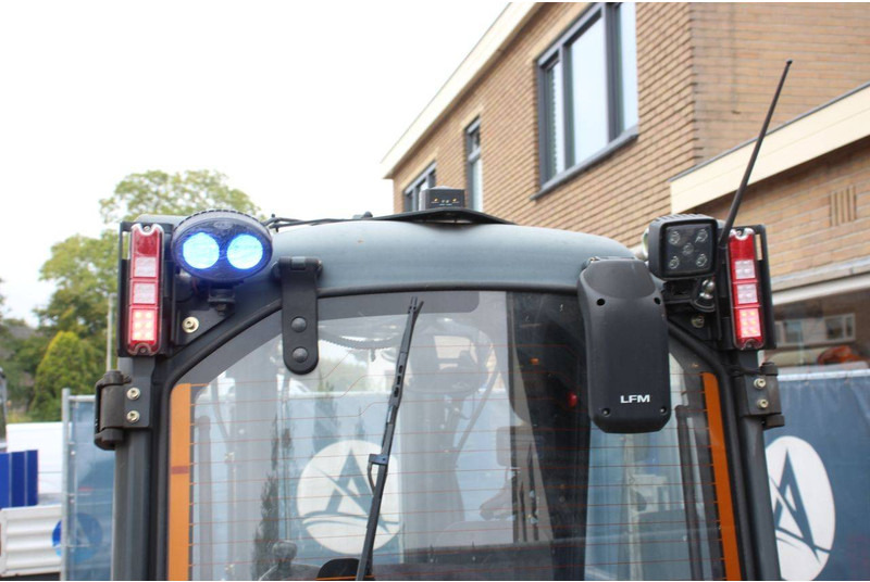 Электропогрузчик Linde E20PHL-02: фото 16 Электропогрузчик Linde E20PHL-02: фото 16