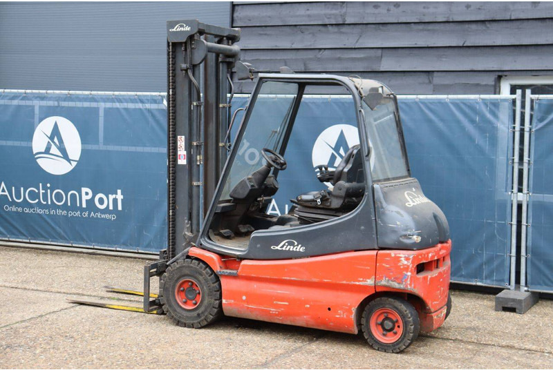 Linde E25-02 - Электропогрузчик: фото 3 Linde E25-02 - Электропогрузчик: фото 3