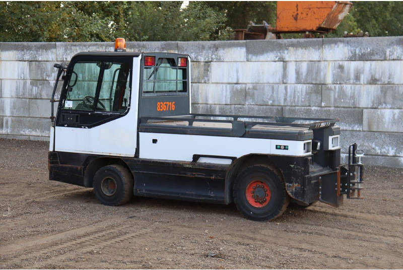 Linde P250 - Трактор: фото 3 Linde P250 - Трактор: фото 3