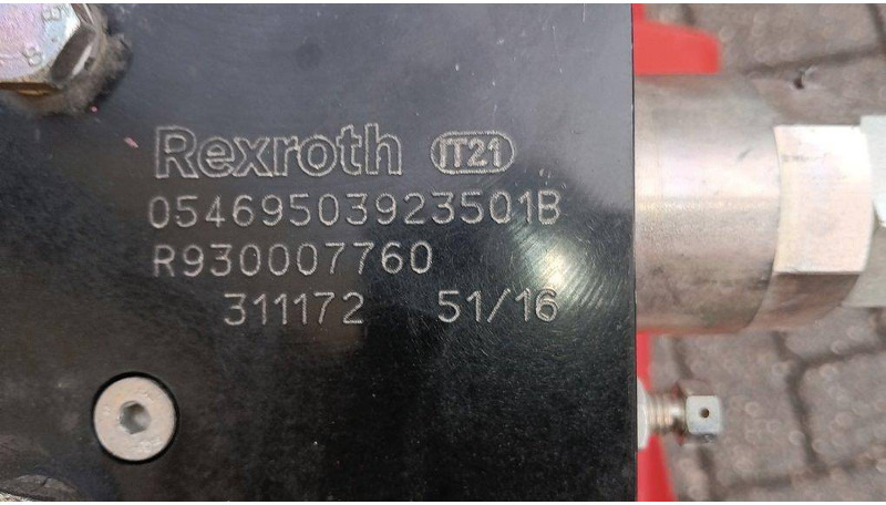 Manitou - Сцепное устройство: фото 4 Manitou - Сцепное устройство: фото 4