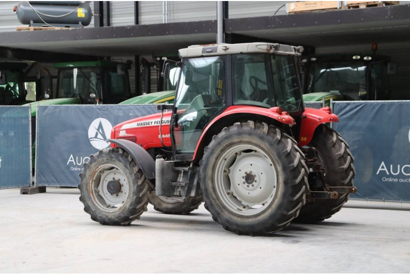 Massey Ferguson MF5445/4WD - Трактор: фото 3 Massey Ferguson MF5445/4WD - Трактор: фото 3