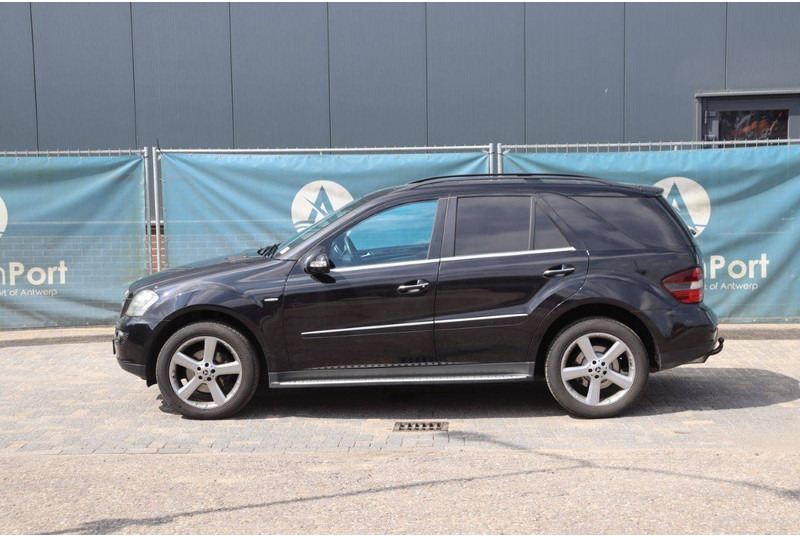 Mercedes-Benz M-Klasse ML 320 CDI 4 MATIC - Внедорожник: фото 2 Mercedes-Benz M-Klasse ML 320 CDI 4 MATIC - Внедорожник: фото 2