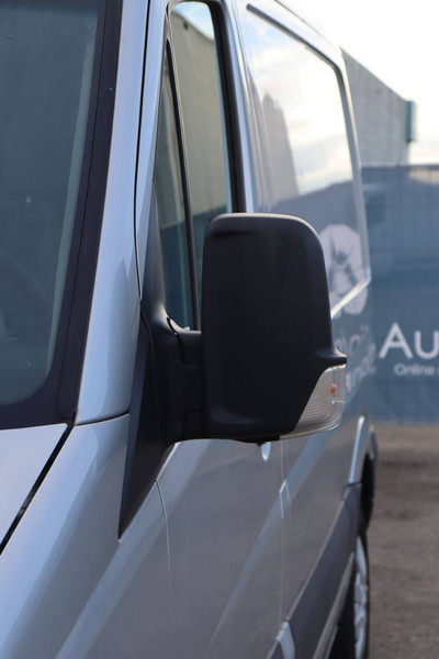 Цельнометаллический фургон Mercedes-Benz Sprinter: фото 15 Цельнометаллический фургон Mercedes-Benz Sprinter: фото 15