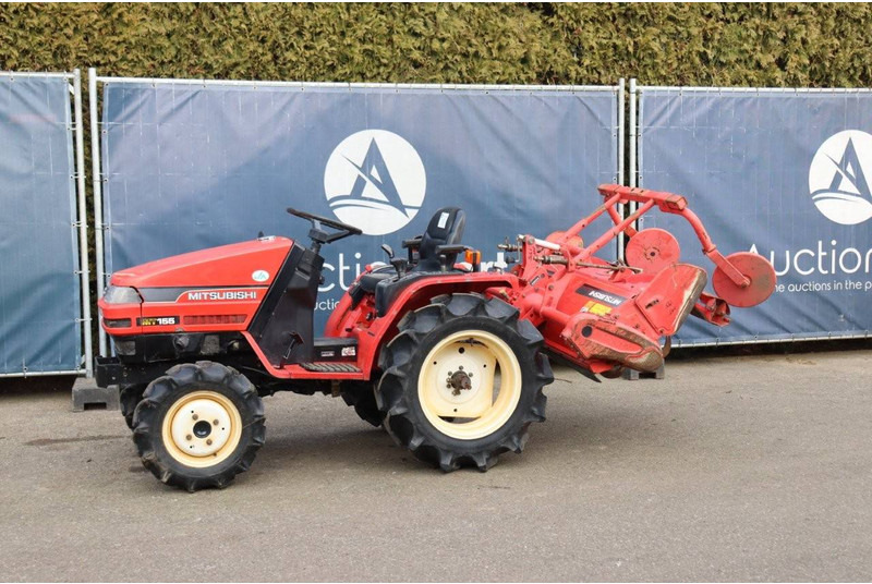Mitsubishi MT155 - Трактор: фото 1 Mitsubishi MT155 - Трактор: фото 1